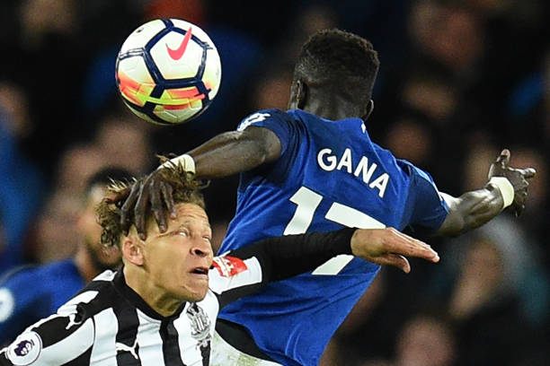 避免地会与 避免地会与