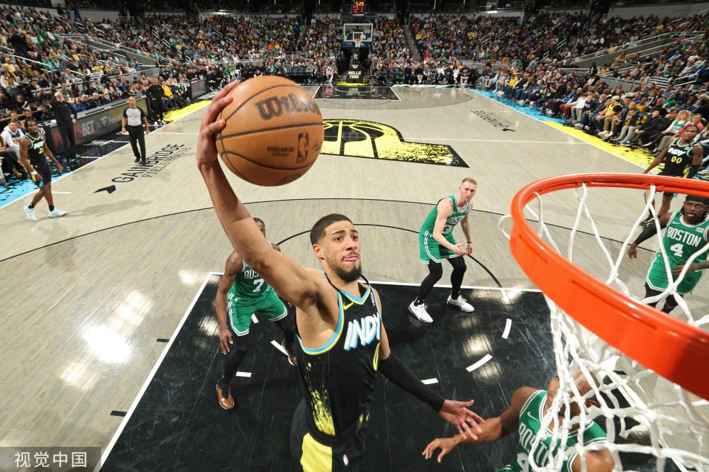 中场核心布 中场核心布