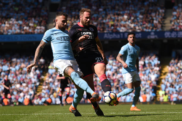 對西班牙而 對西班牙而